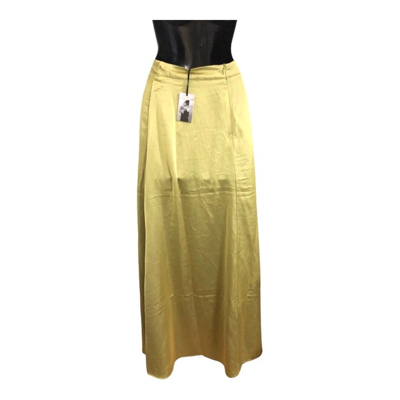 Sincerely jules olive green satin look banded waist skirt size medium new - Picture 11 of 11